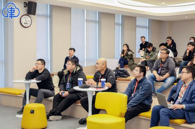 推进“人工智能+”!人工智能创新发展大会在天开园召开 推进“人工智能+”!人工智能创新发展大会在天开园召开