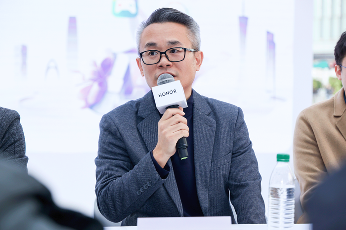 AI加持的荣耀互联网服务 究竟能带来哪些可能? AI加持的荣耀互联网服务 究竟能带来哪些可能?