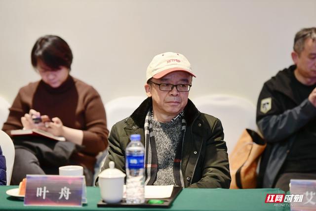 AI时代文学走向何处?作家学者共话人工智能与文学未来 AI时代文学走向何处?作家学者共话人工智能与文学未来