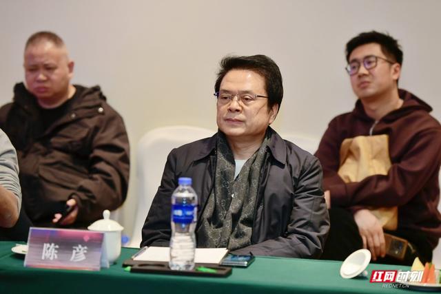 AI时代文学走向何处?作家学者共话人工智能与文学未来 AI时代文学走向何处?作家学者共话人工智能与文学未来