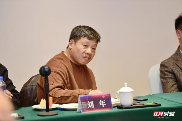 AI时代文学走向何处?作家学者共话人工智能与文学未来 AI时代文学走向何处?作家学者共话人工智能与文学未来
