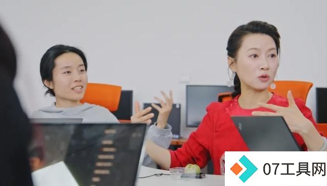 “重生”之我是李清照?中南大学女教授的AI创作火了 “重生”之我是李清照?中南大学女教授的AI创作火了