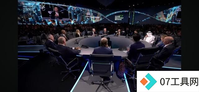 沈南鹏:透过AI知识型企业将实现跨代传承智慧,沙特FII峰会热议人工智能 沈南鹏:透过AI知识型企业将实现跨代传承智慧,沙特FII峰会热议人工智能