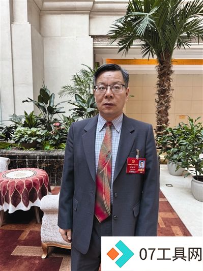 市人大代表 宋裕庆:让职业教育“拥抱”人工智能 市人大代表 宋裕庆:让职业教育“拥抱”人工智能