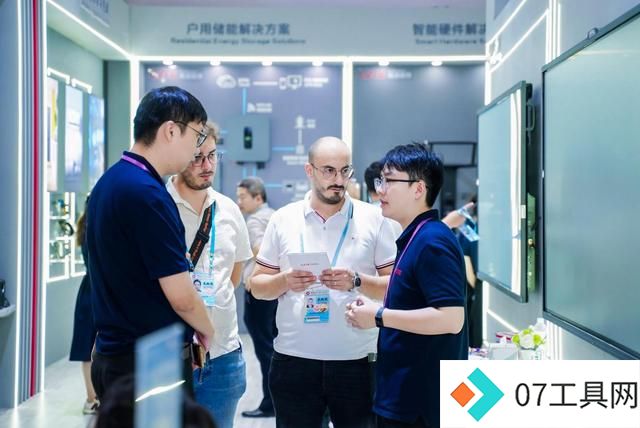 视源股份CVTE以交互显示+人工智能技术为基础 打造高质量出海产品矩阵 视源股份CVTE以交互显示+人工智能技术为基础 打造高质量出海产品矩阵