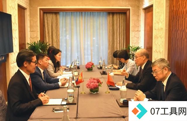 张军出席第19届亚太首席**官会议并作专题发言表示 深化人工智能领域的司法交流合作 努力为人类司法文明进步作出新贡献 张军出席第19届亚太首席**官会议并作专题发言表示 深化人工智能领域的司法交流合作 努力为人类司法文明进步作出新贡献