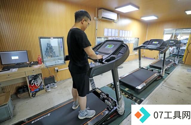 人工智能激活消费制造 永康健身器械热销国内外市场 人工智能激活消费制造 永康健身器械热销国内外市场