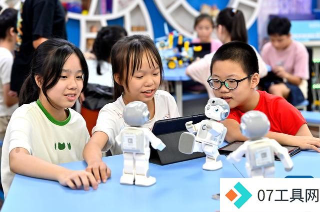 人工智能教育在校园的应用:培养未来科技人才 人工智能教育在校园的应用:培养未来科技人才