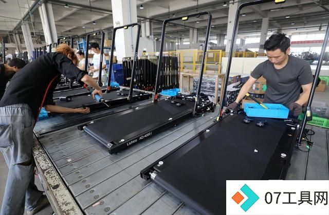 人工智能激活消费制造 永康健身器械热销国内外市场 人工智能激活消费制造 永康健身器械热销国内外市场