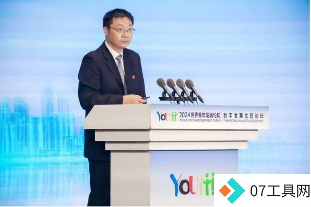 王国胤:AI已进入人类交互阶段,但仍存挑战 王国胤:AI已进入人类交互阶段,但仍存挑战