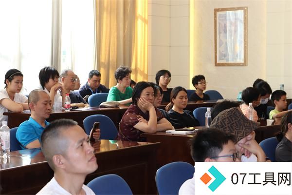 《人工智能极简史》分享会揭示AI与人类共生未来 《人工智能极简史》分享会揭示AI与人类共生未来