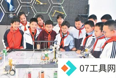 安徽淮北图书馆AI智能厅,课堂焕发新生 安徽淮北图书馆AI智能厅,课堂焕发新生
