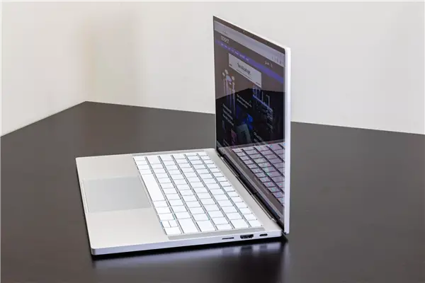 PC市场回暖,AI PC成关键因素 PC市场回暖,AI PC成关键因素