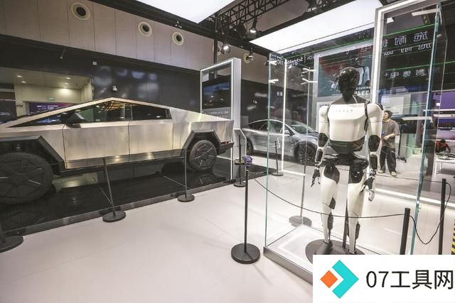 世界人工智能大会|“AI+”点石成金,为未来注入新活力 世界人工智能大会|“AI+”点石成金,为未来注入新活力