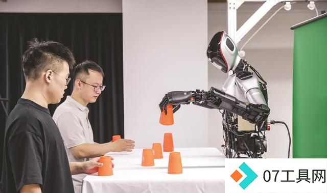 2024世界人工智能大会,青龙机器人技术揭秘 2024世界人工智能大会,青龙机器人技术揭秘