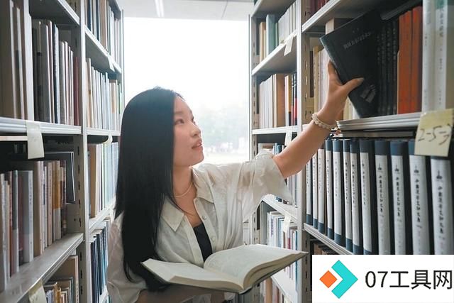 古文字学、人工智能、生物工程……大学新增的这些专业是热还是冷? 古文字学、人工智能、生物工程……大学新增的这些专业是热还是冷?