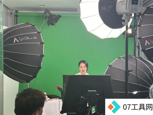 互动数字人大幅降价,是否即将迎来春天? 互动数字人大幅降价,是否即将迎来春天?