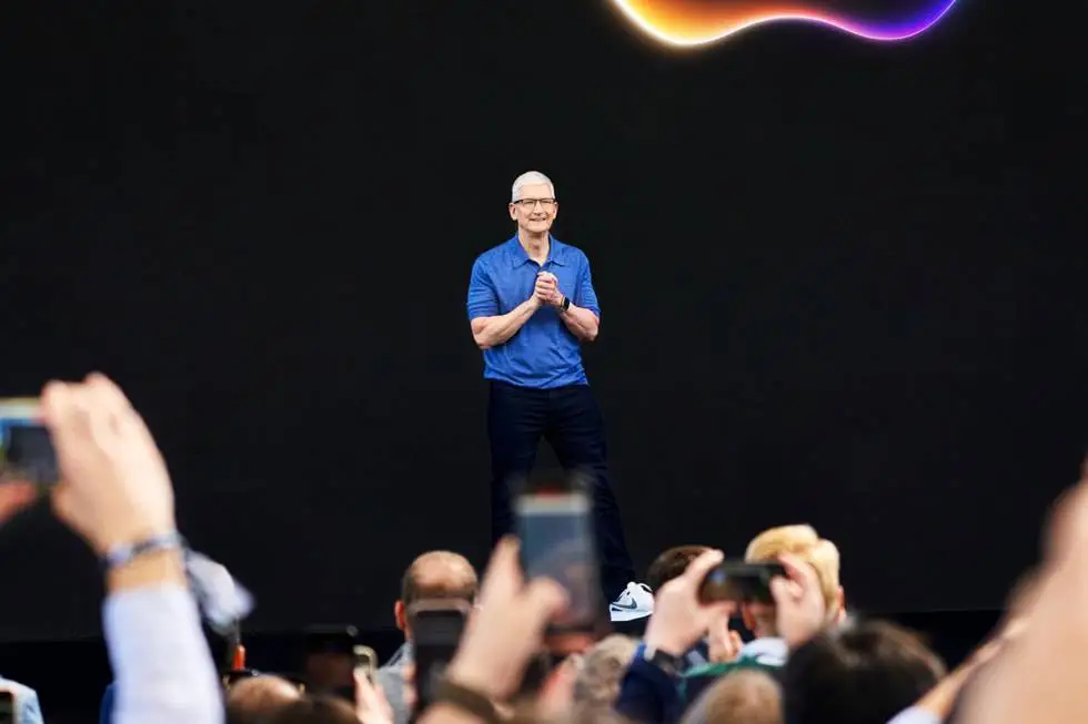 被马斯克炮轰的Apple智能,为什么更接近理想的AI形态? 被马斯克炮轰的Apple智能,为什么更接近理想的AI形态?