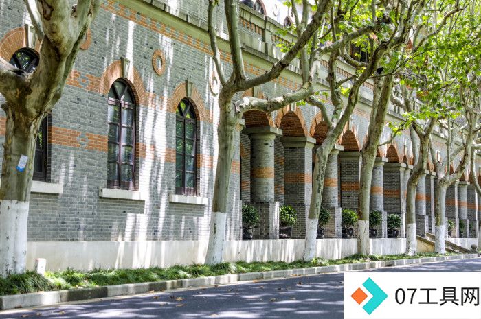 全面放开转专业新成立人工智能学院,上海交大本科招生计划更新 全面放开转专业新成立人工智能学院,上海交大本科招生计划更新