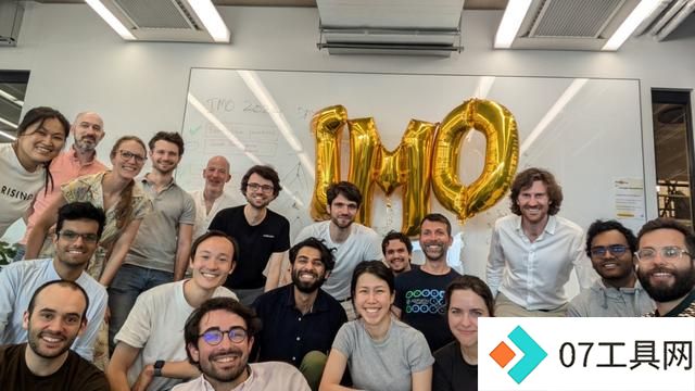 谷歌AI一分之差痛失IMO金牌!19秒做一题碾压人类选手 谷歌AI一分之差痛失IMO金牌!19秒做一题碾压人类选手