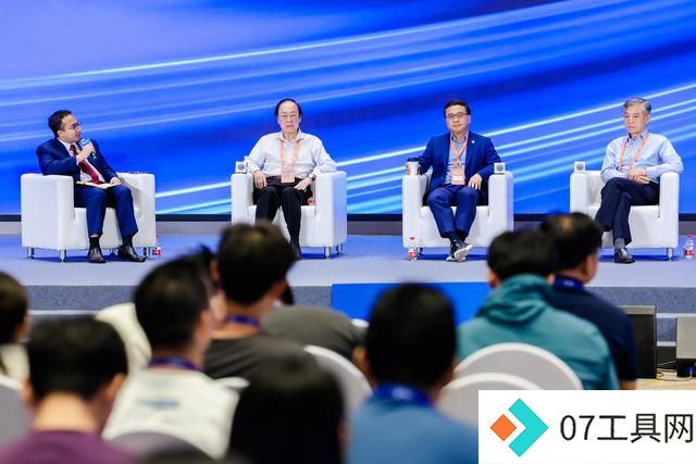 如何应对人工智能的全球性风险挑战