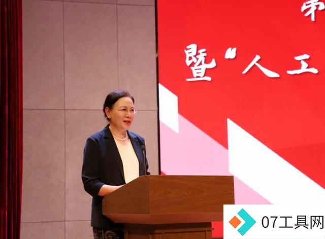 人工智能狂飙，数智出版如何当好AI“牧羊人”